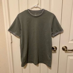 Men’s UNIQLO Grey Shirt